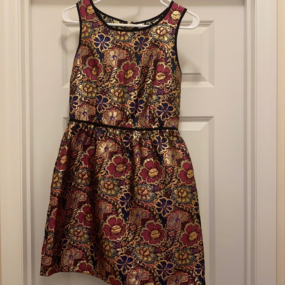Xhilaration sleeveless brightly flowered dress.